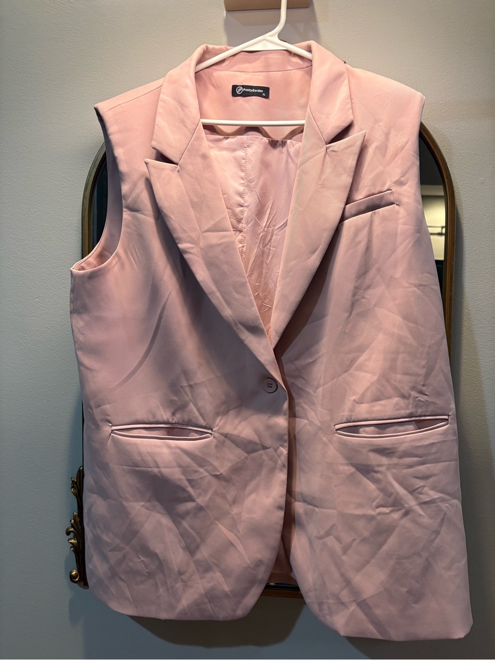 Forever 21 Light Pink Tailored Sleeveless Blazer Vest